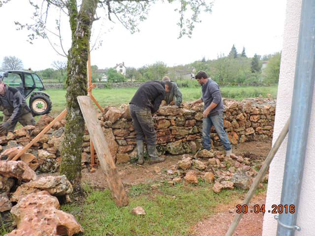 Reconstruction mur pierre seche 4